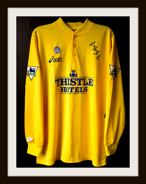 Leeds United, Away Kit, Asics, Yellow