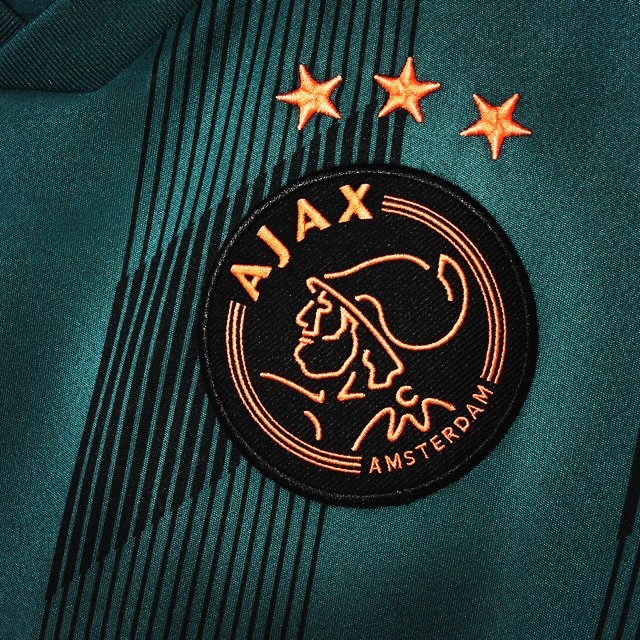 Ajax, badge, green