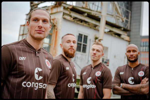 St Pauli, DIIY, kit, Kiezkicker